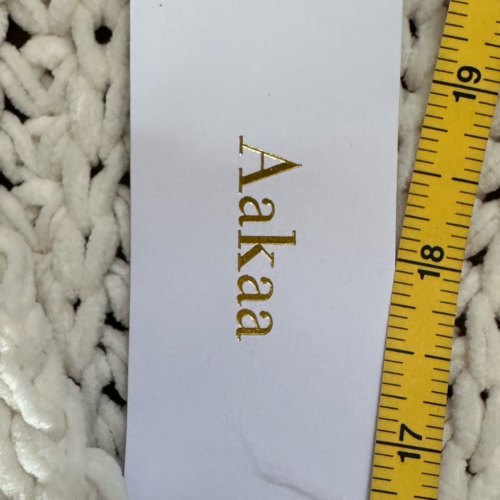 Aakaa Cream Knit Cardigan Sweater cable pattern on front NWT SUPER SOFT M - Picture 6 of 16